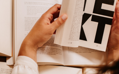 Hoe kom je in de freelancerspool van een uitgeverij? Zo word je onderdeel van de externe redactie in 5 stappen