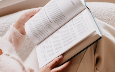 Een bruikbaar leesrapport schrijven in 5 stappen – zo help je een auteur verder na je manuscriptbeoordeling en redactie